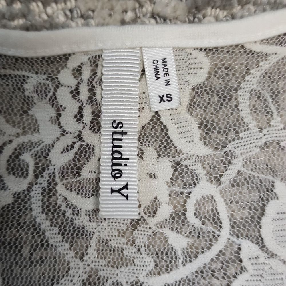 Studio Y brand XLong tank top - Picture 8 of 10